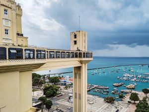 Elevador Lacerda, Salvador. Foto Pexels / Vinicius Dattwyler